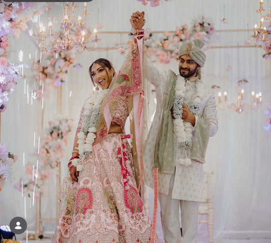 Luxury White roses & Gypsophila wedding garland