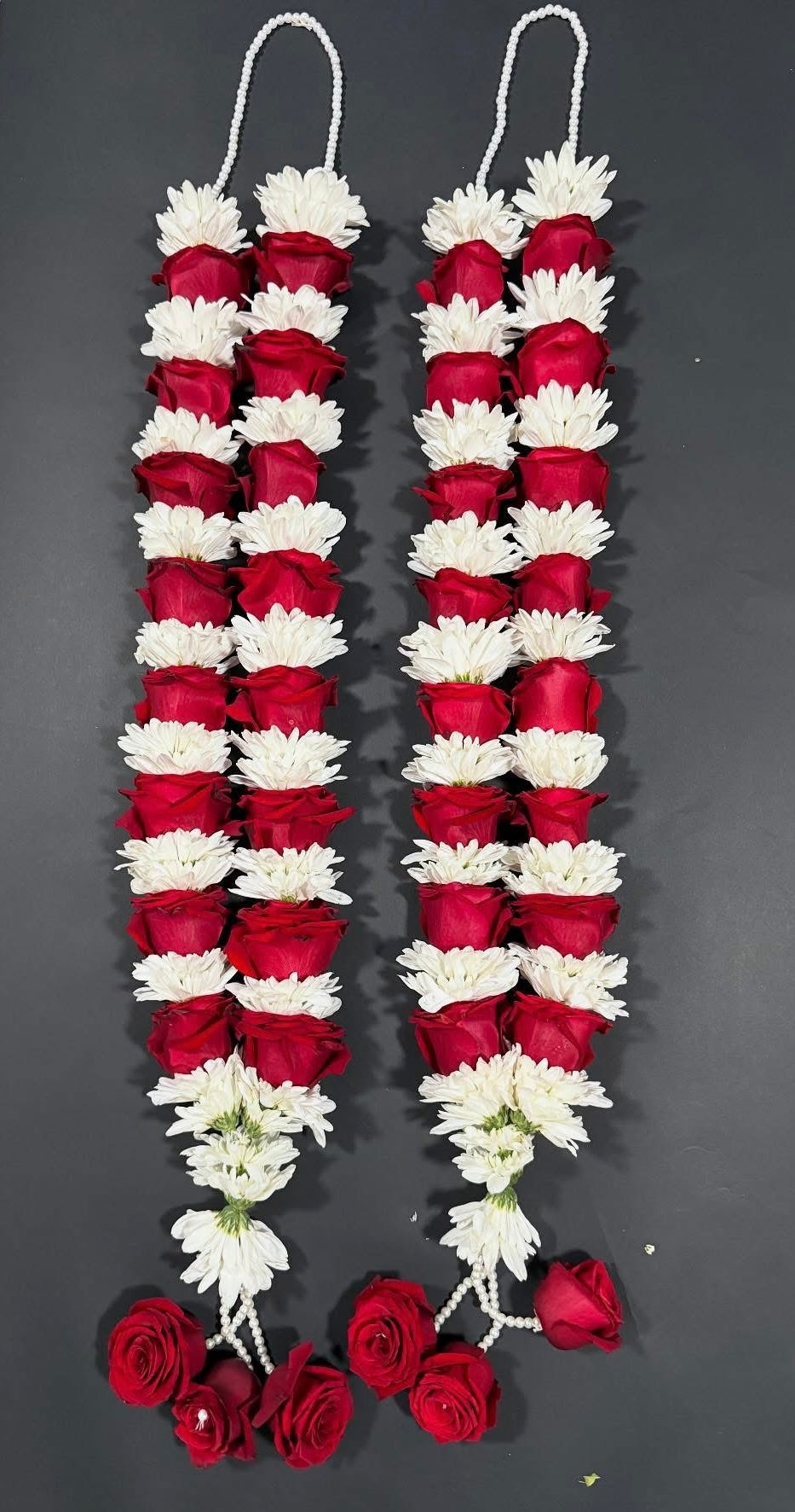 Premium Red Rose & White Chrysanthemum Varmala