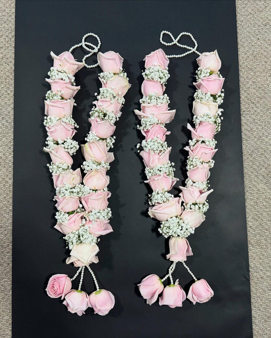 Bespoke Pink Rose & White Baby’s Breath varmala