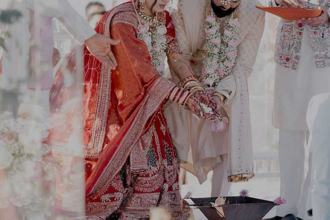 Bespoke White baby’s breath & Pink Rose garland