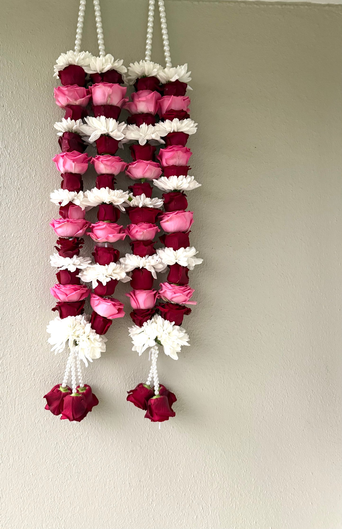 Pink Rose, Red Rose & White Chrysanthemum Wedding Garland