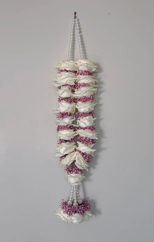 Premium White Rose & fresh dyed baby’s breath garland