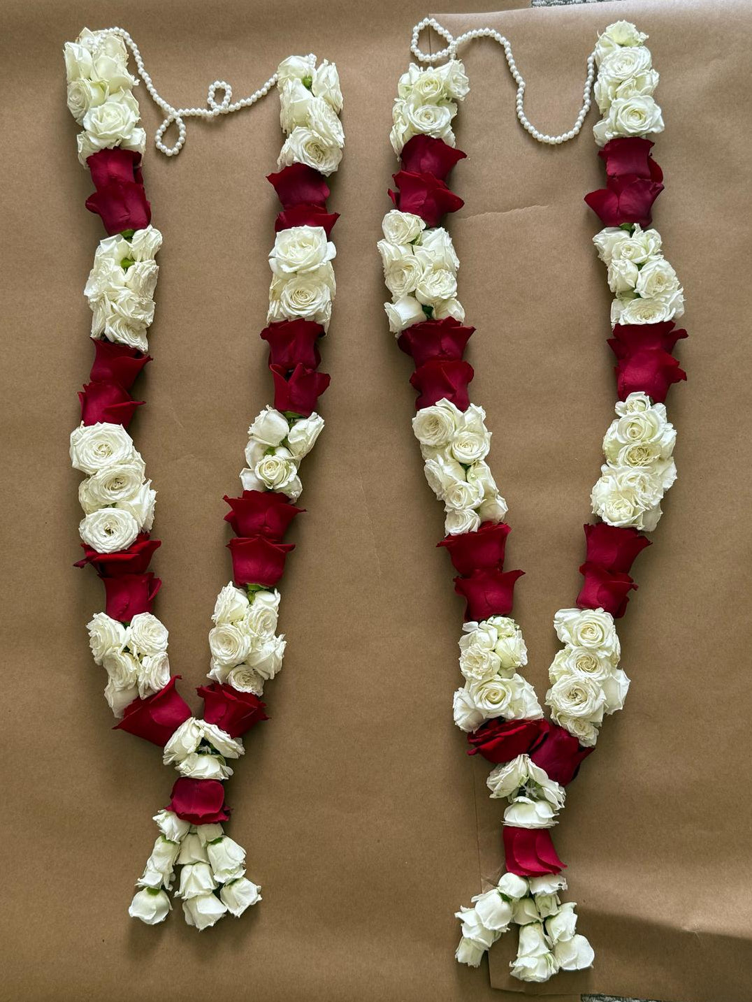 Luxurious Red Roses and White Spray Rose Garland/Jaimala